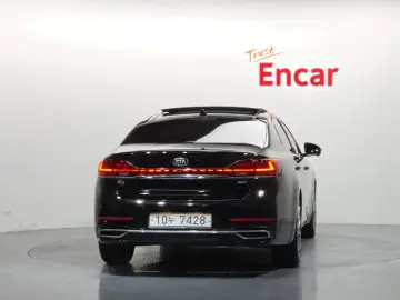 2019 Kia K7 с пробегом 14 700 км