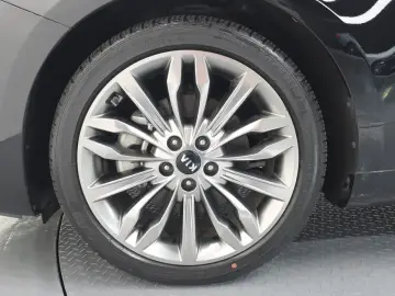 2019 Kia K7 с пробегом 14 700 км