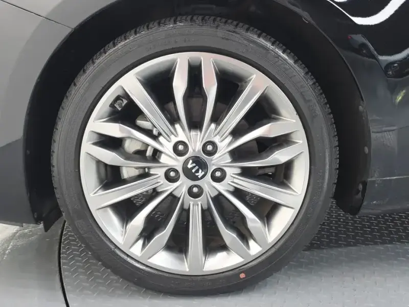 2019 Kia K7 с пробегом 14 700 км