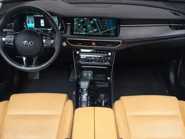 2019 Kia K7 с пробегом 14 700 км