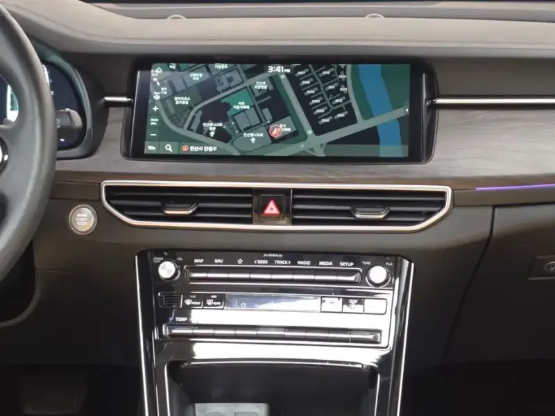 2019 Kia K7 с пробегом 14 700 км