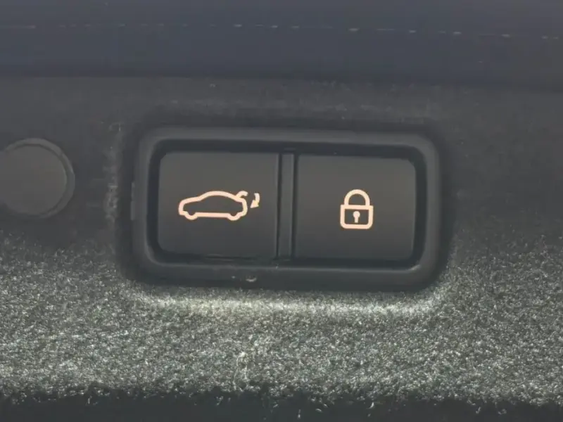 2019 Kia K7 с пробегом 14 700 км