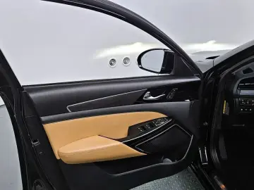 2019 Kia K7 с пробегом 85 582 км
