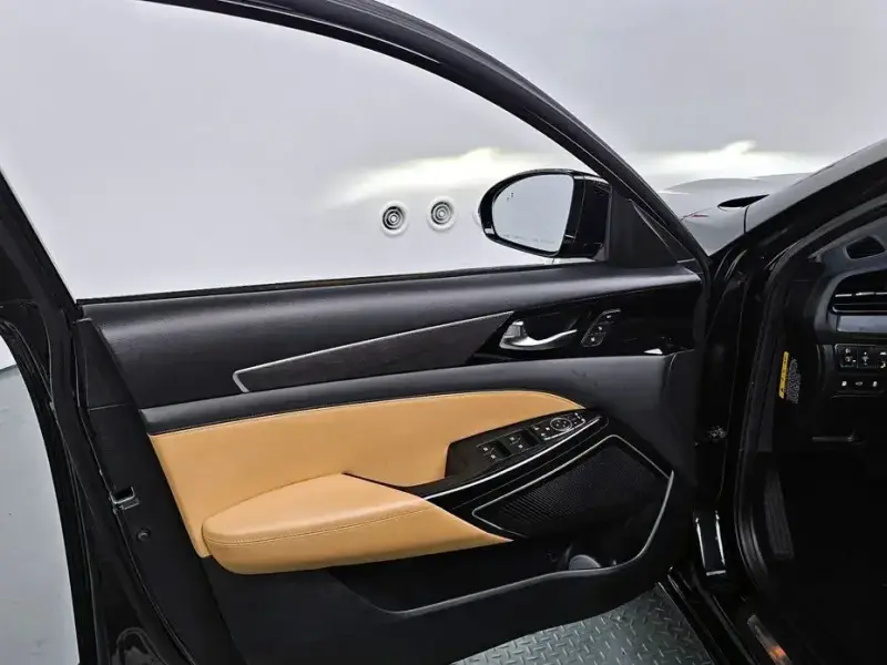 2019 Kia K7 с пробегом 85 582 км