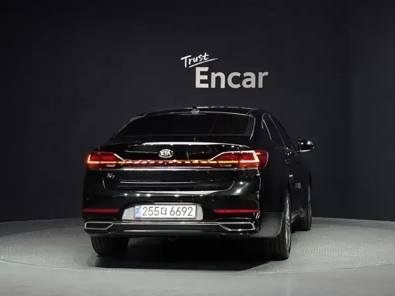 2020 Kia K7 с пробегом 84 726 км