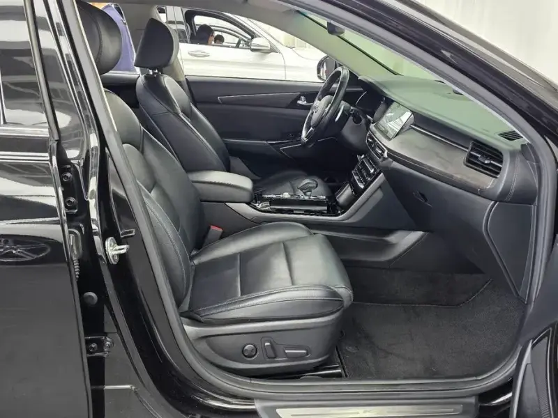 2020 Kia K7 с пробегом 84 726 км