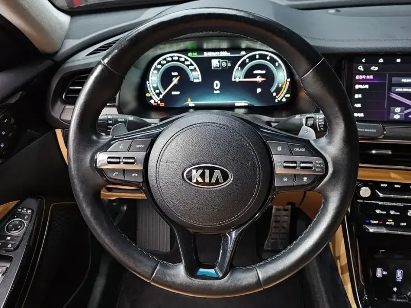 2020 Kia K7 с пробегом 62 986 км