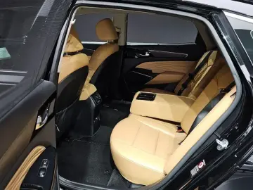 2020 Kia K7 с пробегом 62 986 км