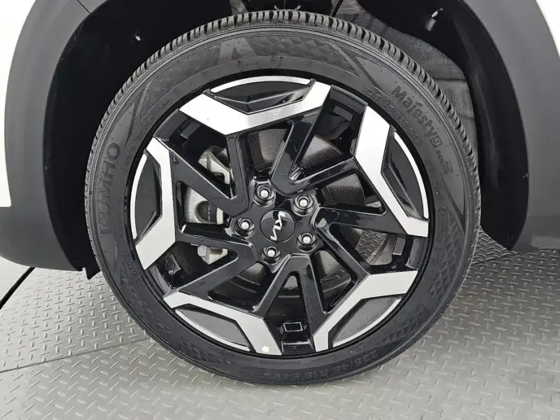 2024 Kia Seltos с пробегом 4 635 км