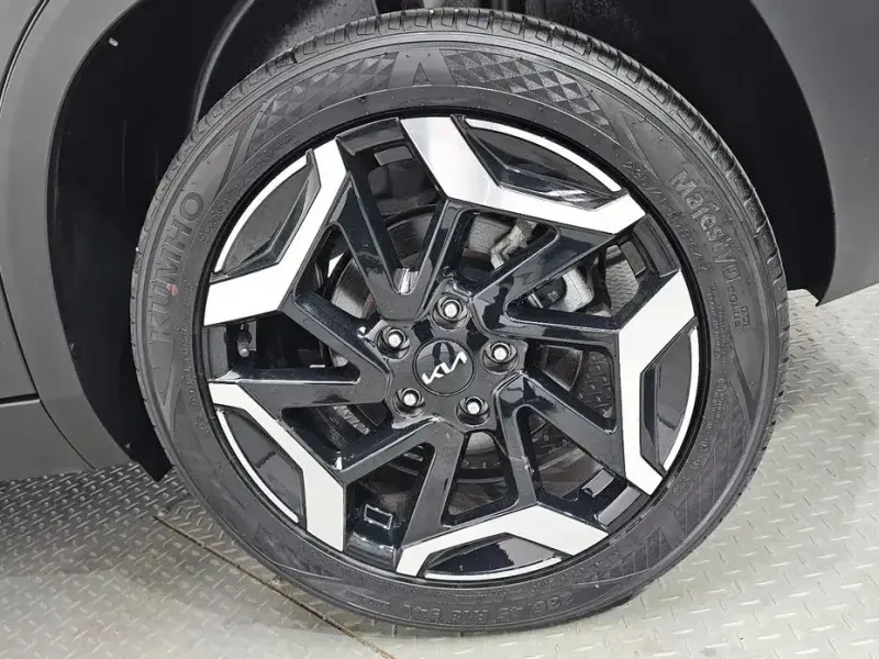 2024 Kia Seltos с пробегом 4 635 км