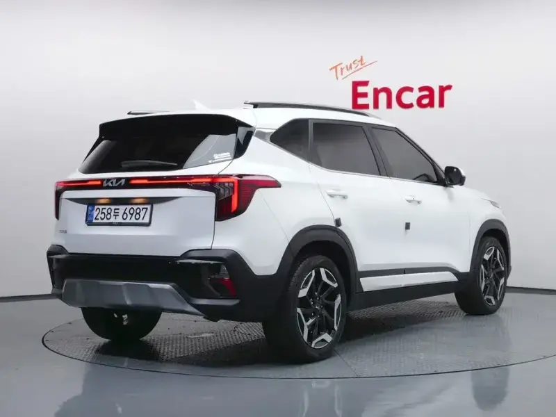 2024 Kia Seltos с пробегом 35 058 км