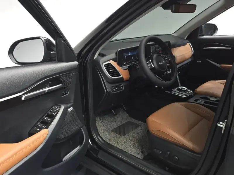 2025 Kia Seltos с пробегом 6 374 км