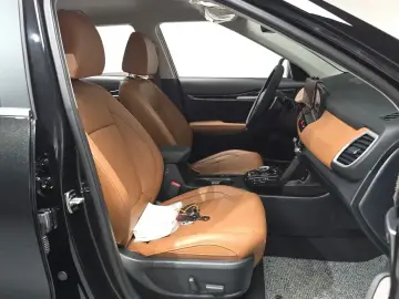 2025 Kia Seltos с пробегом 6 374 км