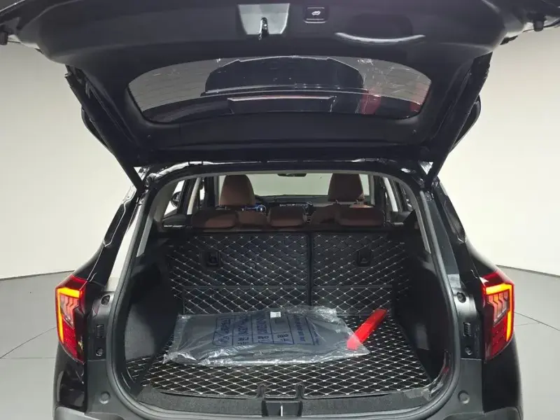 2025 Kia Seltos с пробегом 6 374 км