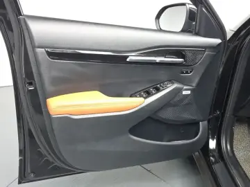 2025 Kia Seltos с пробегом 6 374 км