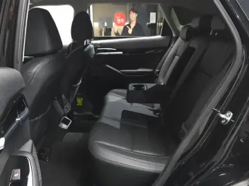 2024 Kia Seltos с пробегом 16 938 км
