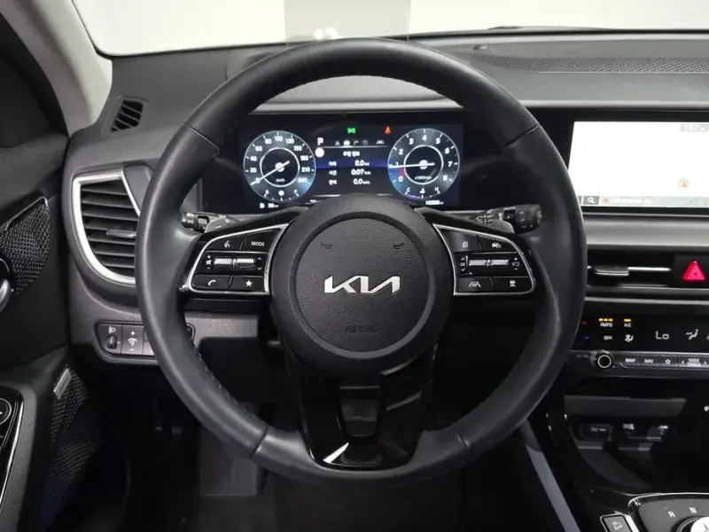 2024 Kia Seltos с пробегом 16 938 км