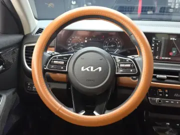 2023 Kia Seltos с пробегом 27 538 км
