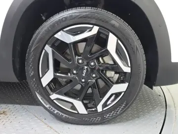 2023 Kia Seltos с пробегом 27 538 км
