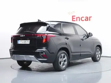 2023 Kia Seltos с пробегом 23 532 км