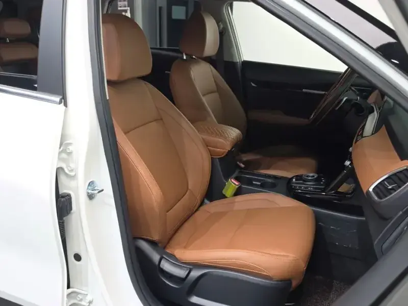 2023 Kia Seltos с пробегом 27 538 км