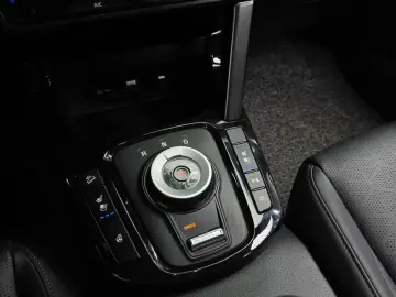2023 Kia Seltos с пробегом 23 532 км