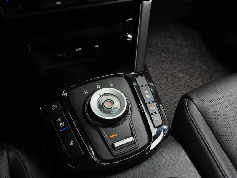 2023 Kia Seltos с пробегом 23 532 км