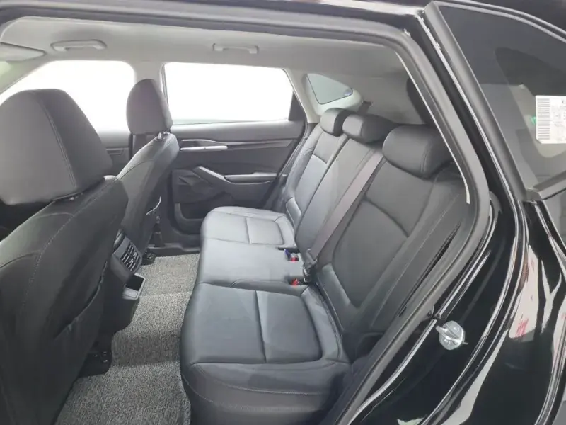 2023 Kia Seltos с пробегом 23 532 км