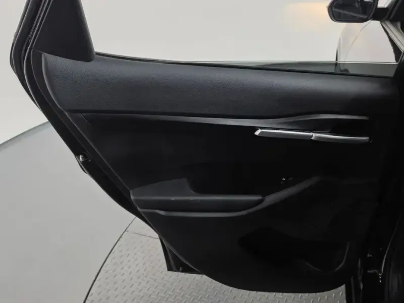 2023 Kia Seltos с пробегом 23 532 км