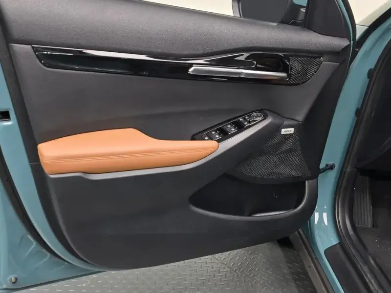 2025 Kia Seltos с пробегом 5 308 км