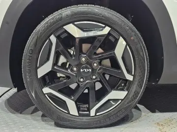 2022 Kia Seltos с пробегом 17 690 км