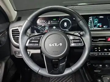 2022 Kia Seltos с пробегом 17 690 км