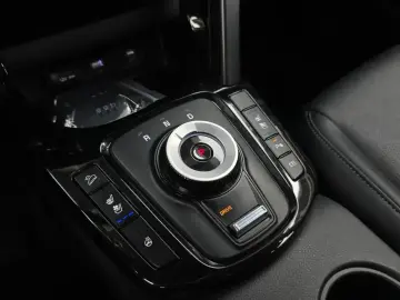 2022 Kia Seltos с пробегом 76 738 км