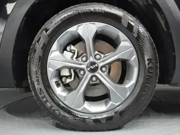 2025 Kia Seltos с пробегом 13 169 км