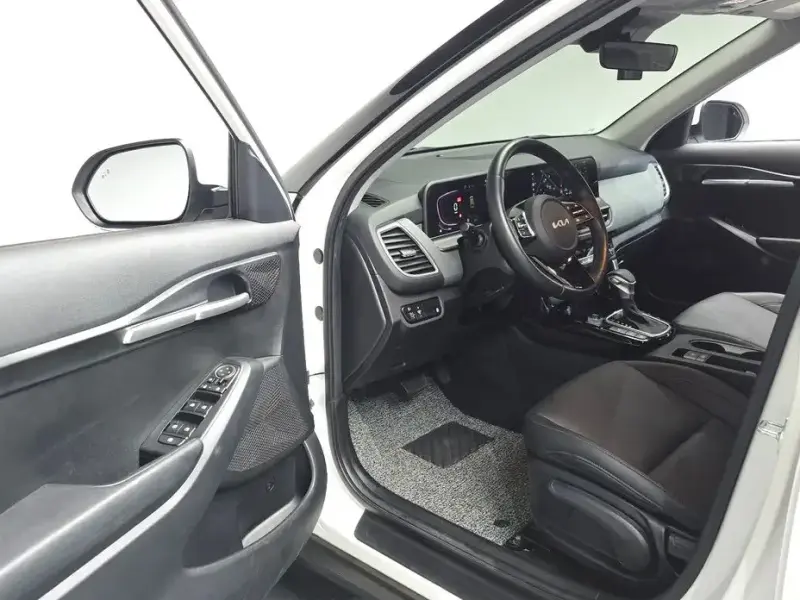 2023 Kia Seltos с пробегом 49 659 км