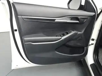 2023 Kia Seltos с пробегом 49 659 км