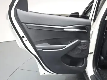 2023 Kia Seltos с пробегом 49 659 км