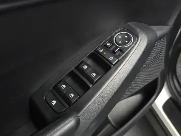 2023 Kia Seltos с пробегом 49 659 км