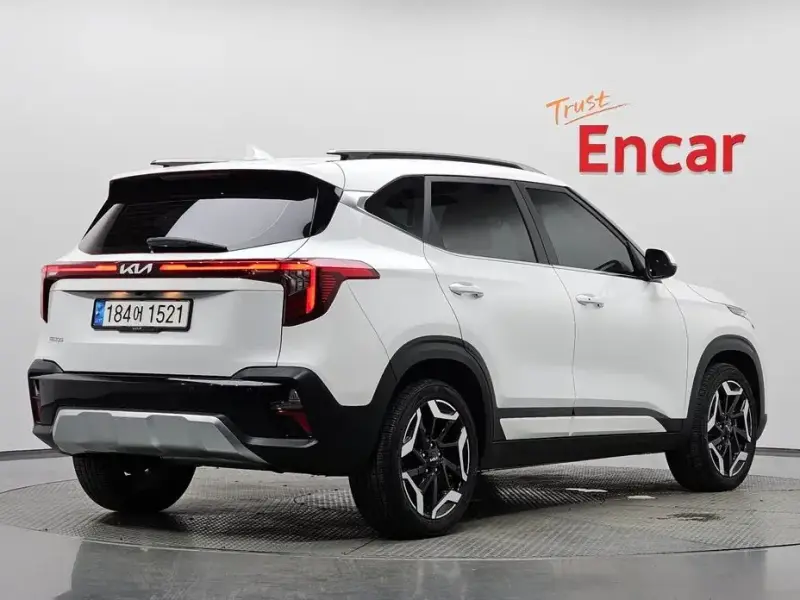 2023 Kia Seltos с пробегом 20 733 км