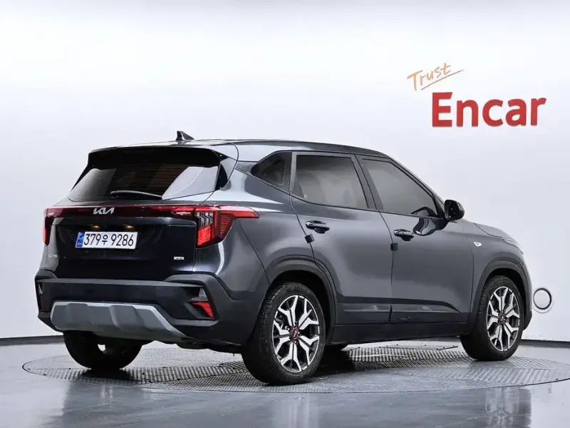 2023 Kia Seltos с пробегом 36 928 км