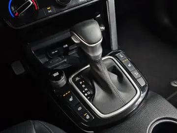 2023 Kia Seltos с пробегом 36 928 км