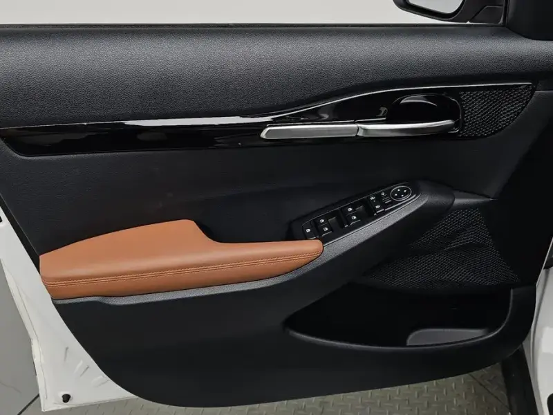 2023 Kia Seltos с пробегом 20 733 км