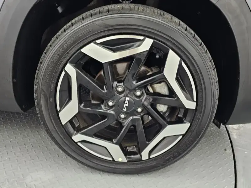 2023 Kia Seltos с пробегом 64 415 км