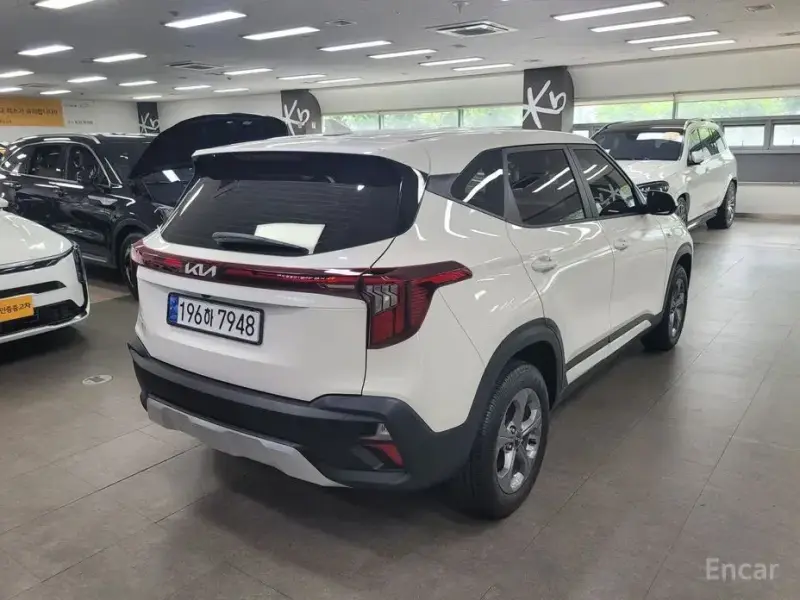 2024 Kia Seltos с пробегом 12 676 км