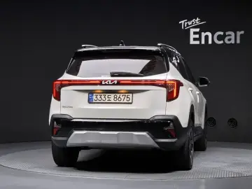 2023 Kia Seltos с пробегом 49 208 км