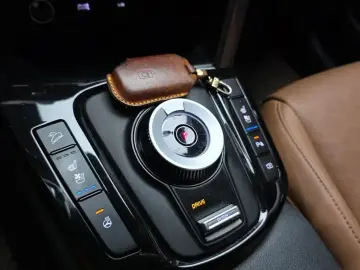 2023 Kia Seltos с пробегом 49 208 км