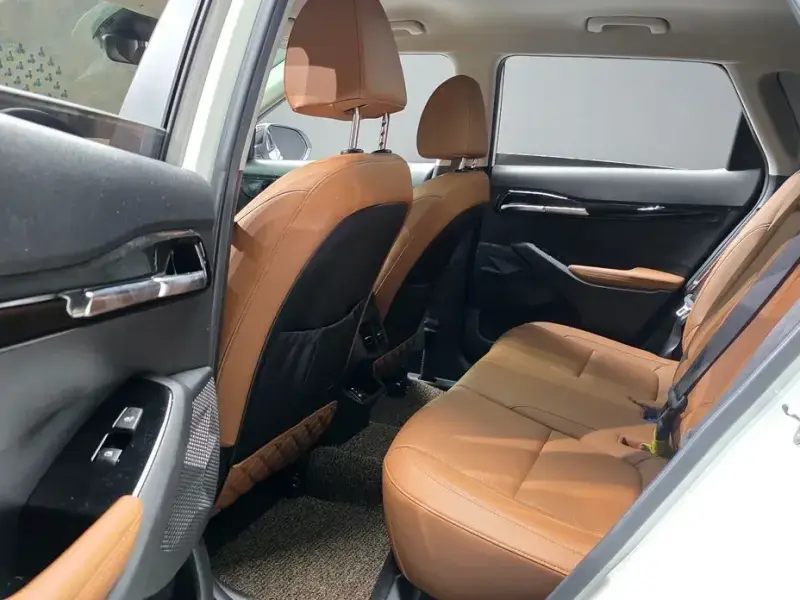 2023 Kia Seltos с пробегом 49 208 км