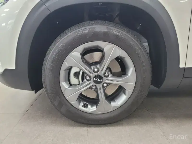 2024 Kia Seltos с пробегом 12 676 км