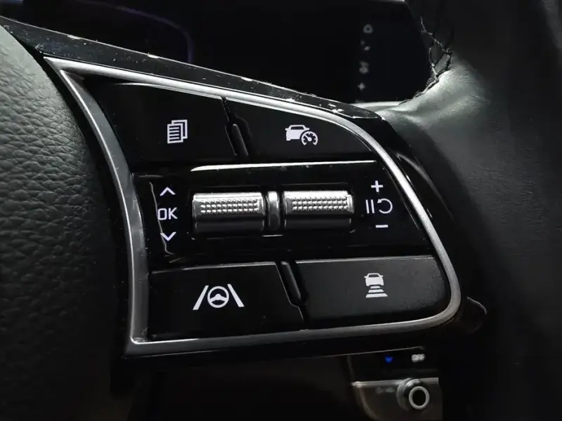 2023 Kia Seltos с пробегом 49 208 км