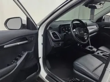 2023 Kia Seltos с пробегом 61 402 км